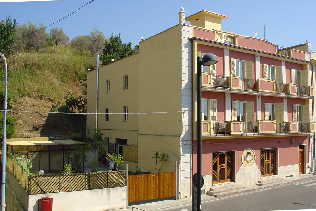 Hotel Piro Torrenova Kültér fotó